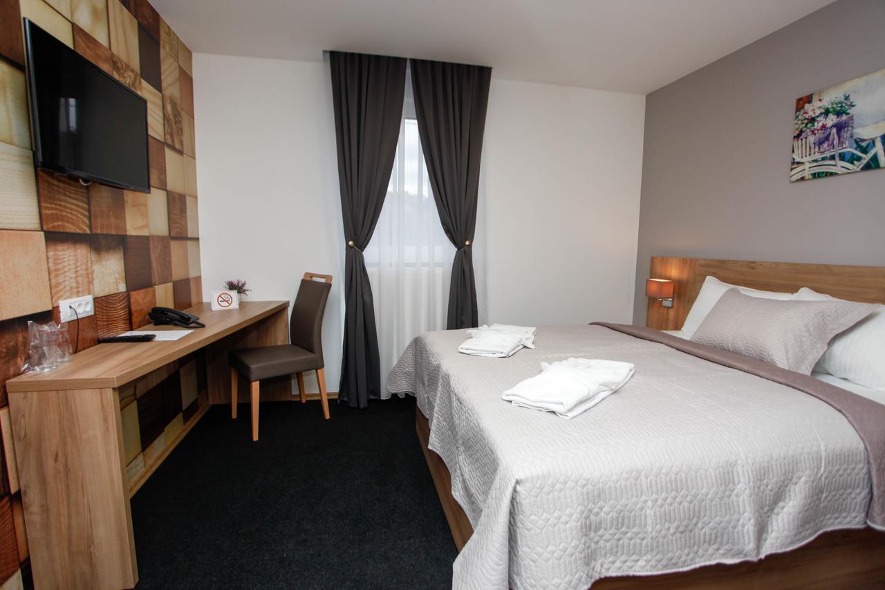 Hotel Kakanj Экстерьер фото
